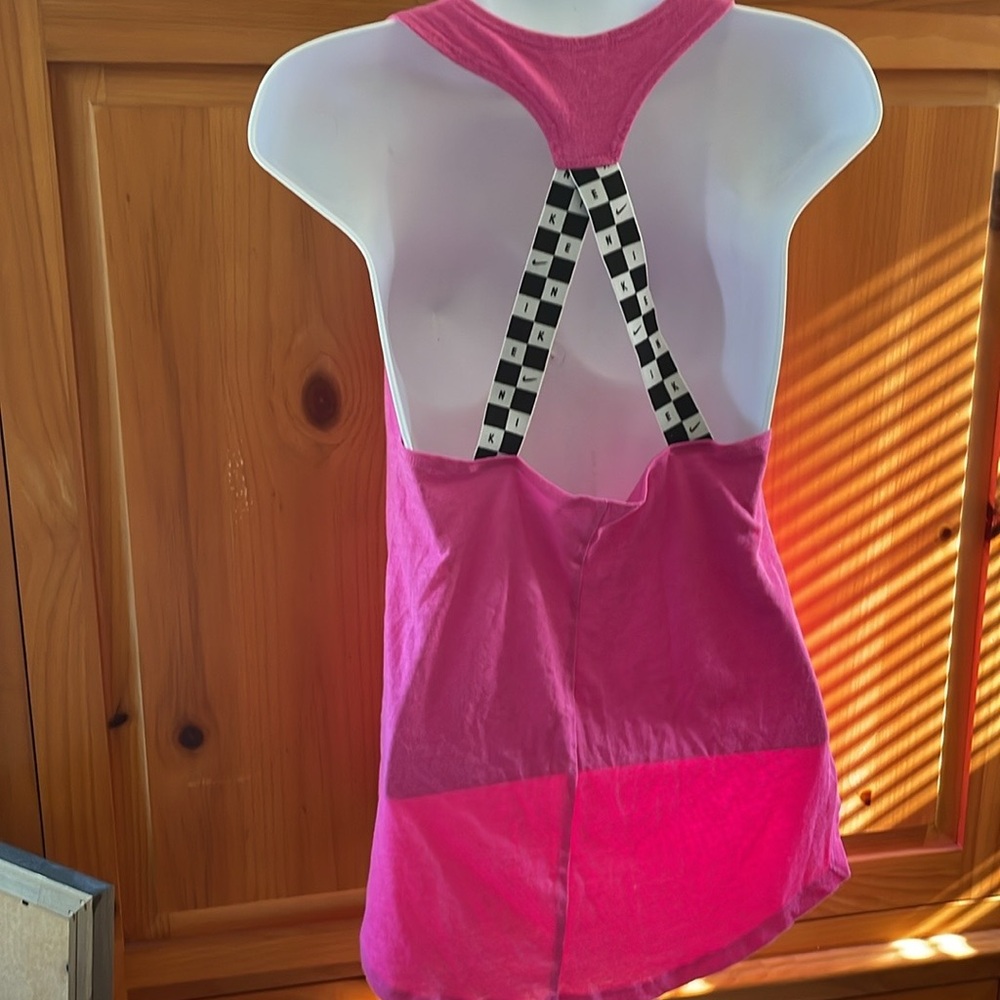 NIKE ✔️Bright Pink Tank Top 🩷🏁 - Picture 11 of 12